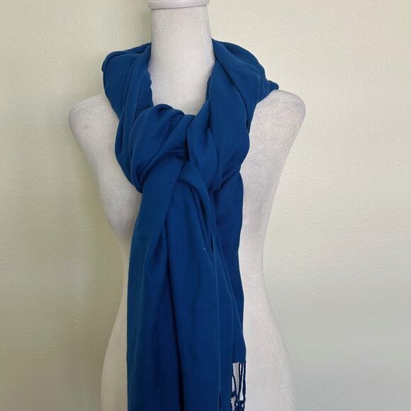 Shawl Wrap Blue Scarf Tassel Hem OS - Picture 2 of 5